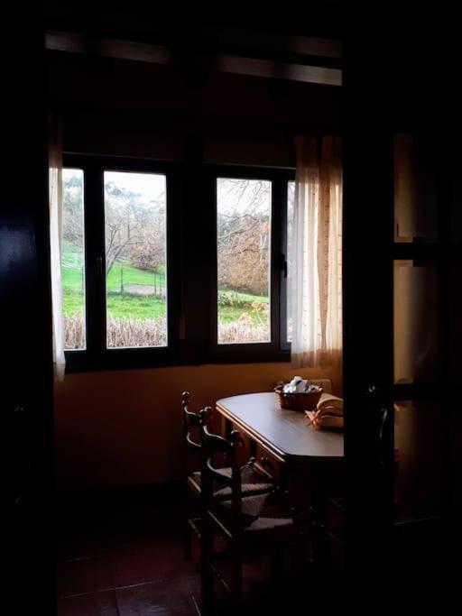La casa azul: Un lugar mágico y acogedor en finca Juncedo Esterno foto